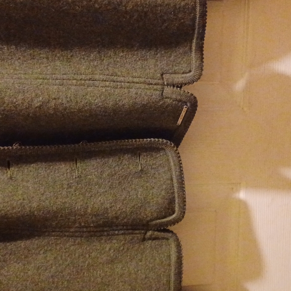 HARDLY USED GEIGER GREEN (OLIVE) DIRNDL WALK BOILED WOOL JACKET (44) - Picture 3 of 7